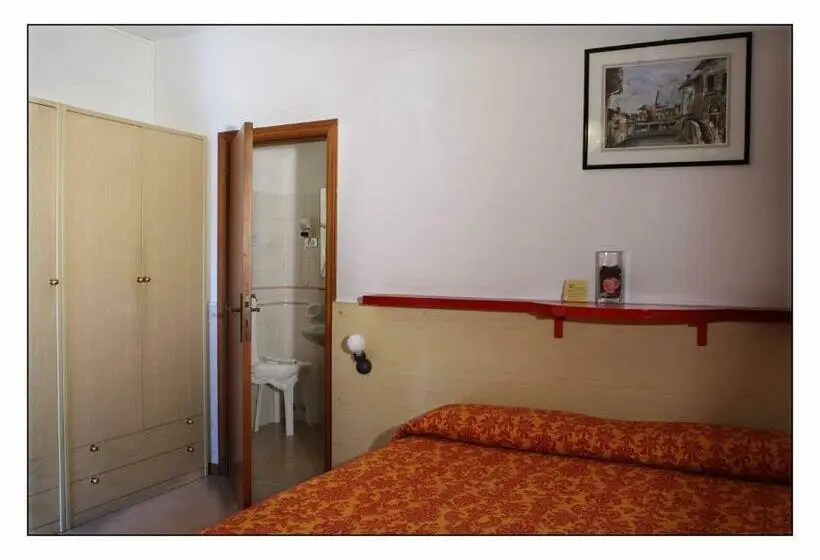 Standard-huone, Due Torri