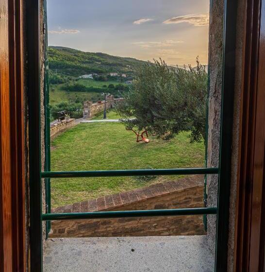 标准间带山景, Due Torri