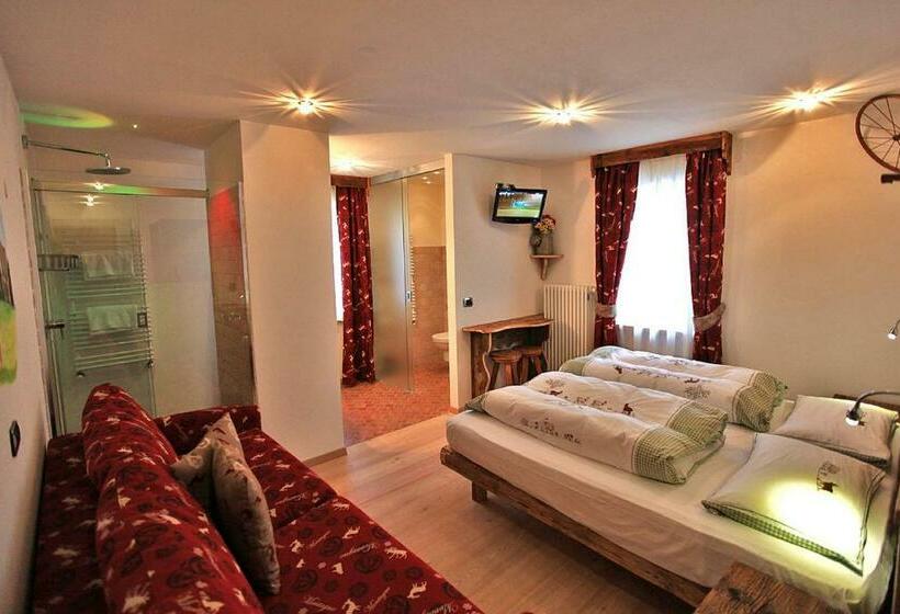 标准间, Garnì Ladin