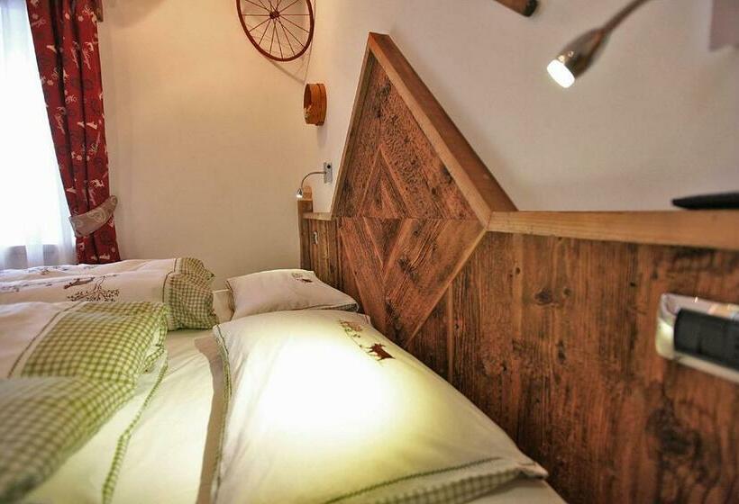 标准间, Garnì Ladin