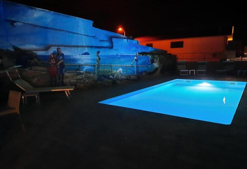 スタンダードルーム, I Colori