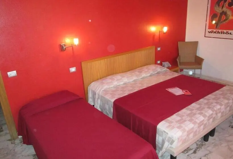 Standard Kolmen Hengen Huone, I Colori
