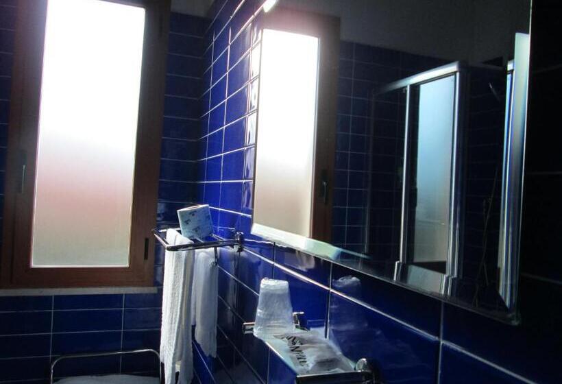 スタンダードトリプルルーム, I Colori