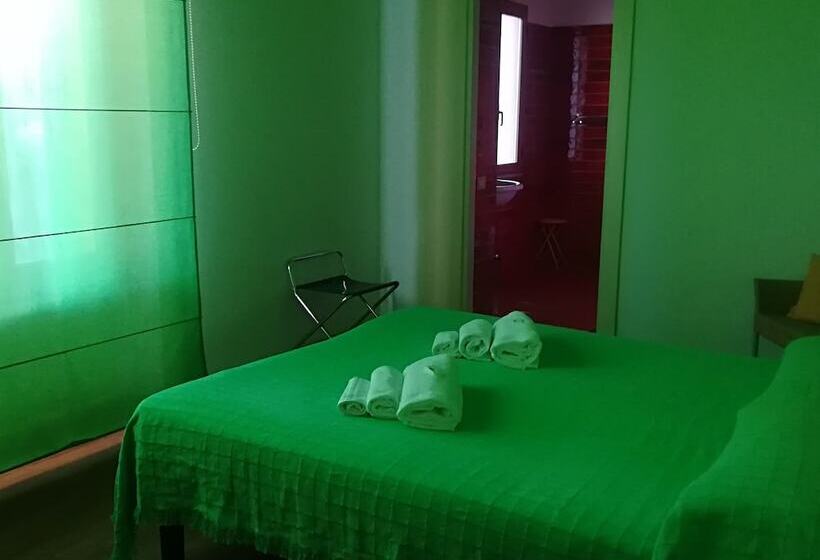 スタンダードルーム, I Colori