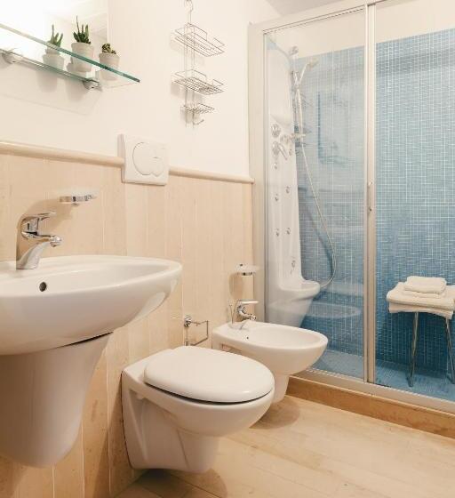 غرفة قياسية ثلاثية, Il Borgo Ritrovato   Albergo Diffuso