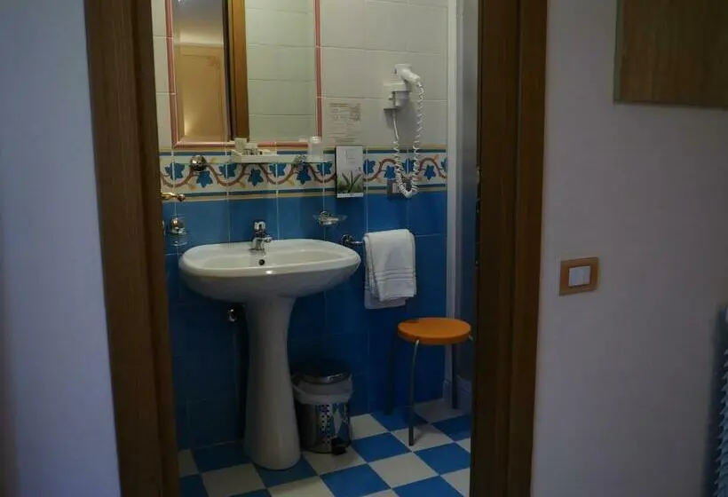 اتاق استاندارد با چشمانداز, Locanda Ruscello Garnì