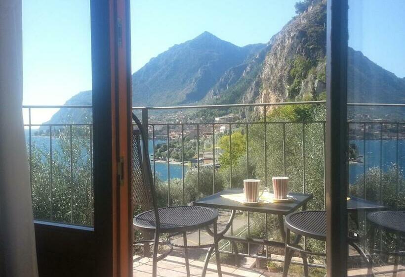 バルコニー付きジュニアスイート, Locanda Ruscello Garnì