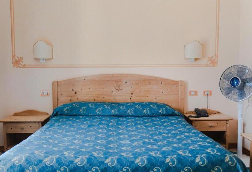 レイクビュースタンダードルーム, Locanda Ruscello Garnì