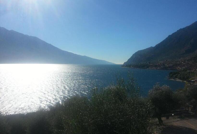 レイクビュースタンダードルーム, Locanda Ruscello Garnì