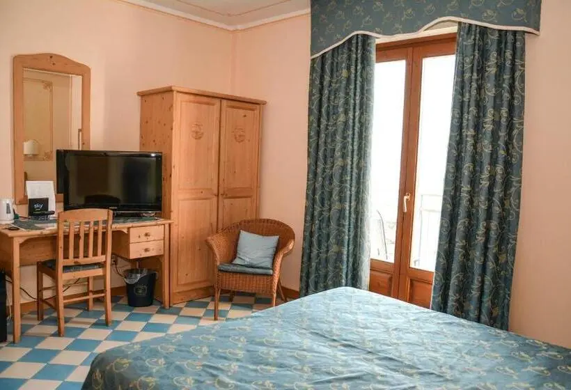 اتاق استاندارد با چشمانداز دریاچه, Locanda Ruscello Garnì