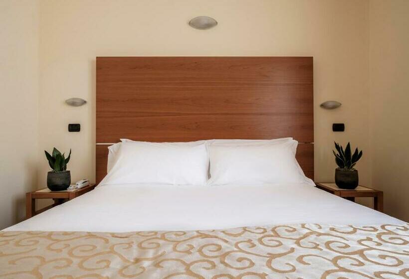 クラシックルーム, Lory