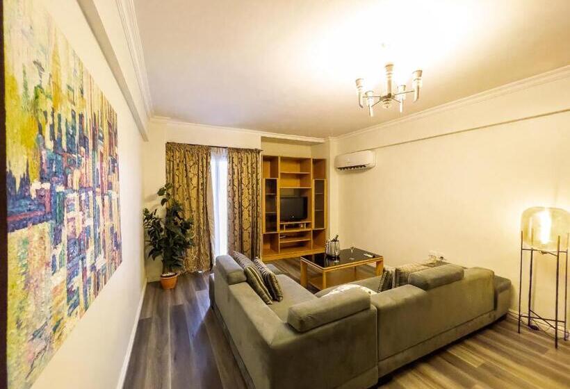 سوییت اجرایی, Maroko Bayshore Suites