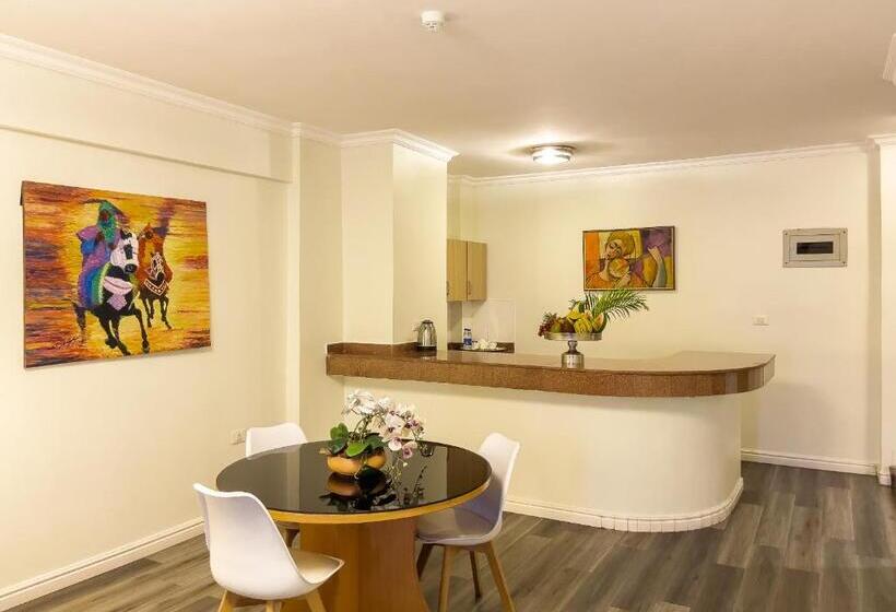 سوییت اجرایی, Maroko Bayshore Suites