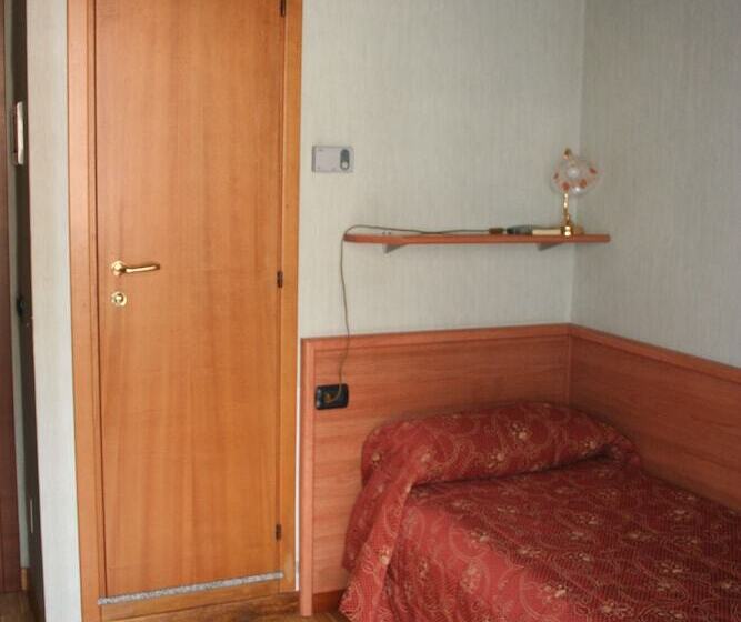 اتاق استاندارد یک نفره, Migliorati