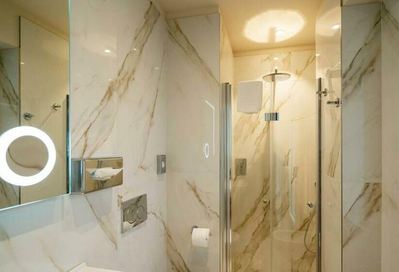 اتاق استاندارد با چشمانداز دریا, Orchidea