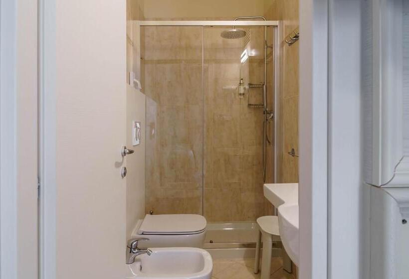 Quarto Triplo Clássico, Orchidea