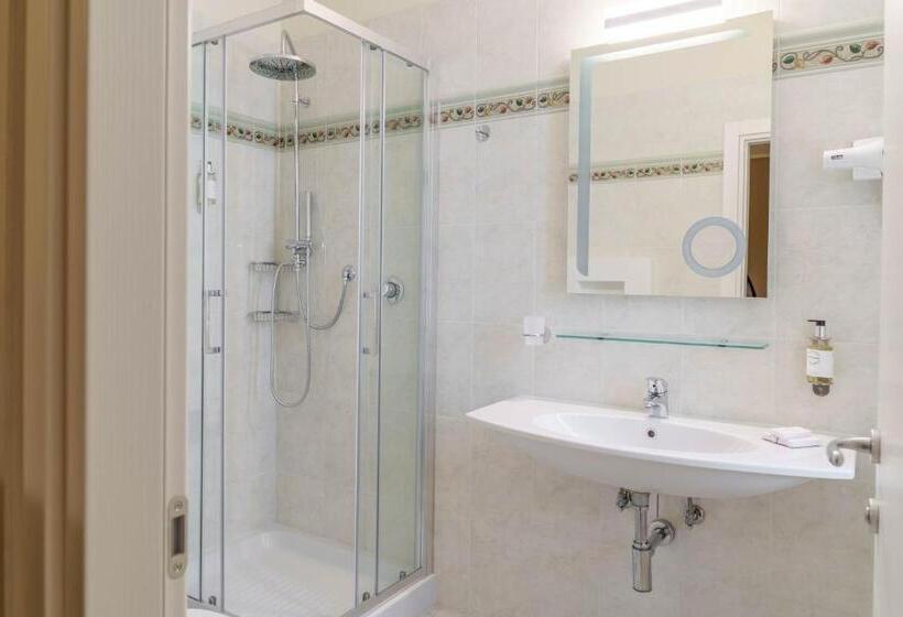 اتاق کلاسیک سه تخته, Orchidea