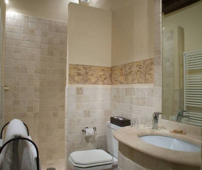 غرفة قياسية, Palazzo Brandano