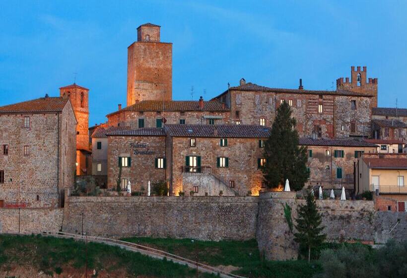 غرفة قياسية, Palazzo Brandano