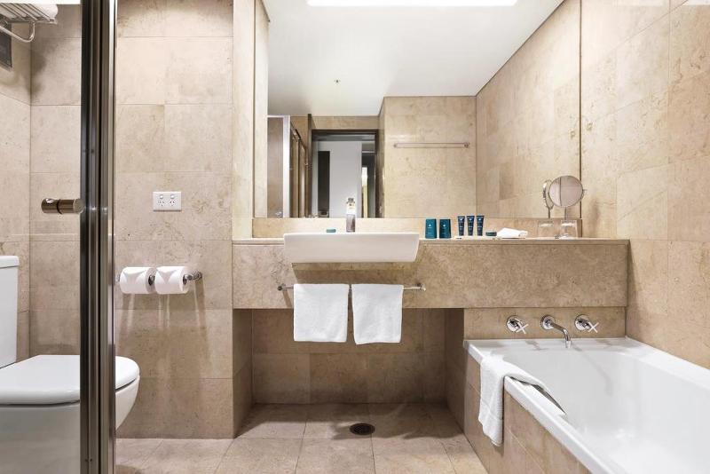 חדר משפחתי, Porta Del Sole