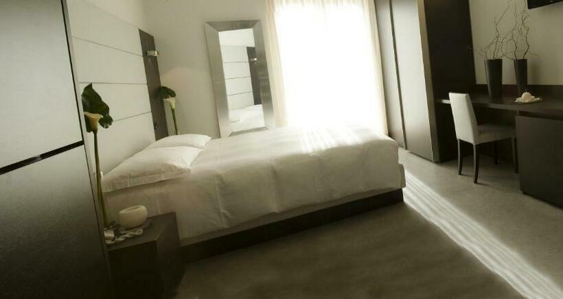 四人标准间, San Lorenzo Chiavenna