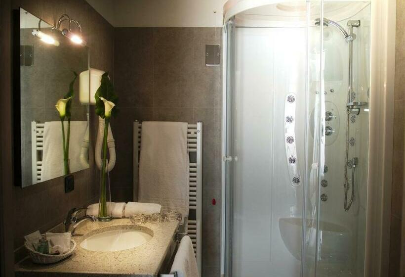 四人标准间, San Lorenzo Chiavenna