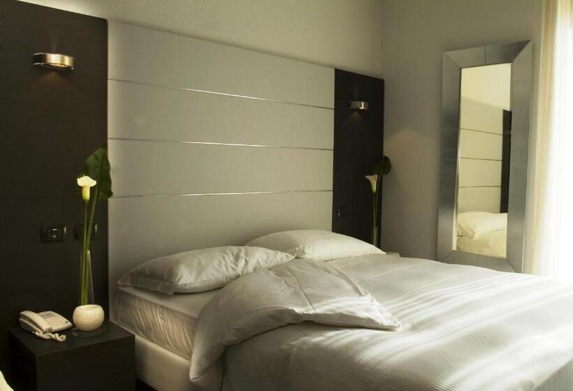 四人标准间, San Lorenzo Chiavenna