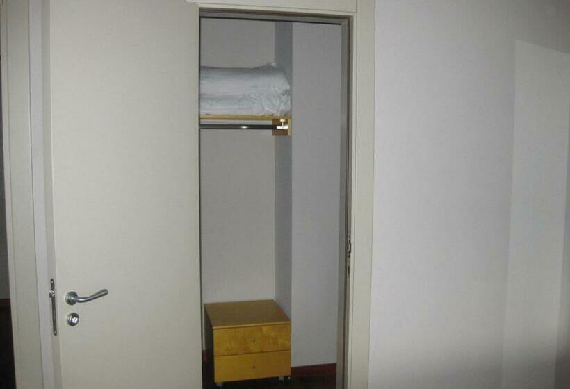 جناح جونيور مزوَّد بتراس, San Lorenzo Si Alberga