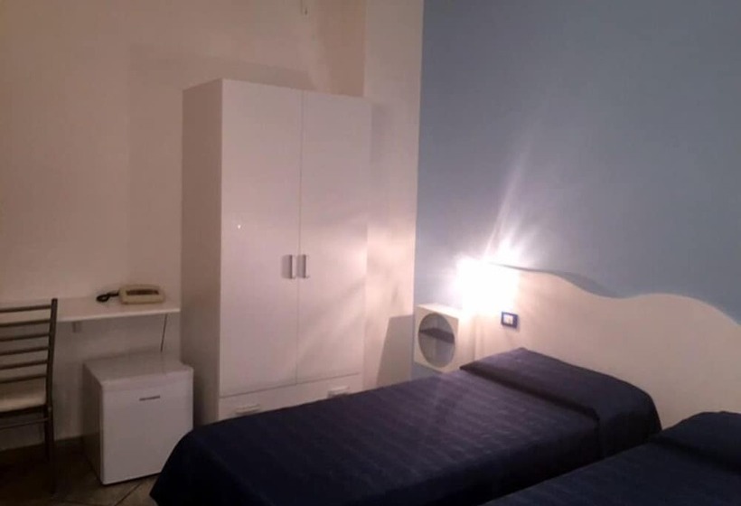 غرفة إقتصادية, Sandalion