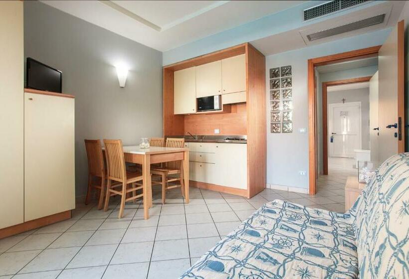 סוויטה משפחתית, Sport & Residenza