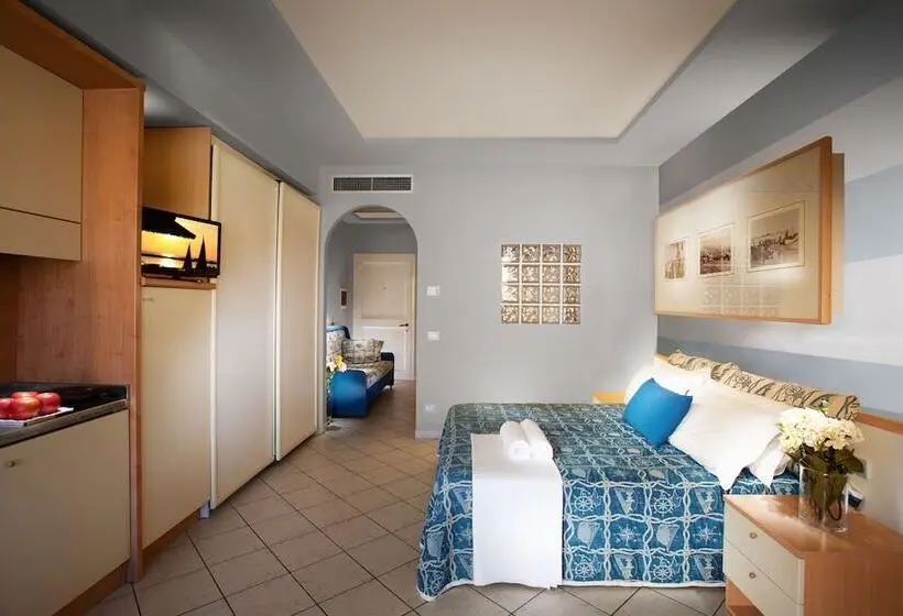 سوییت جونیور, Sport & Residenza