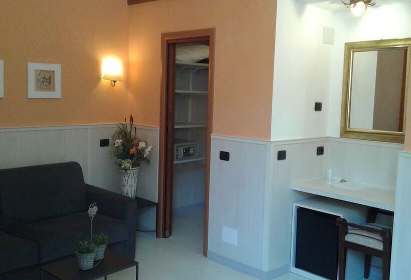 اتاق استاندارد, Stella Della Marina