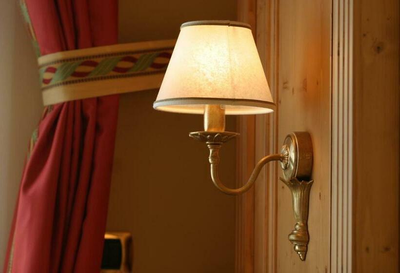 سوئیت با تخت بزرگ, Valtellina