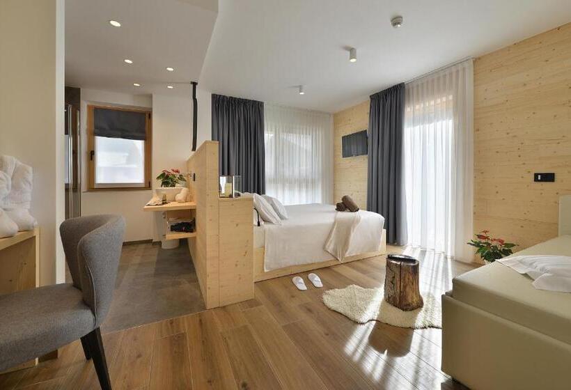 سوییت جونیور با بالکن, Valtellina