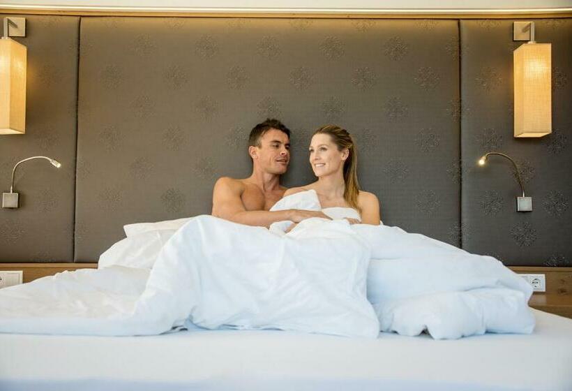 חדר דלוקס, Waldhof