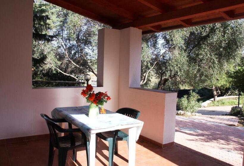 استودیوی استاندارد, Residence Gli Stingi