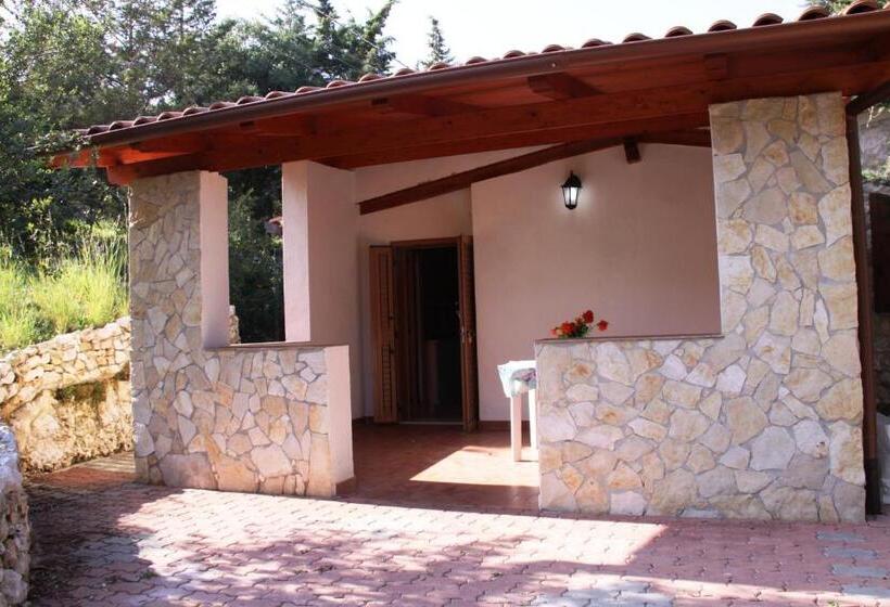 استودیوی استاندارد, Residence Gli Stingi