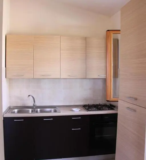 استودیوی سوپریور, Residence Gli Stingi