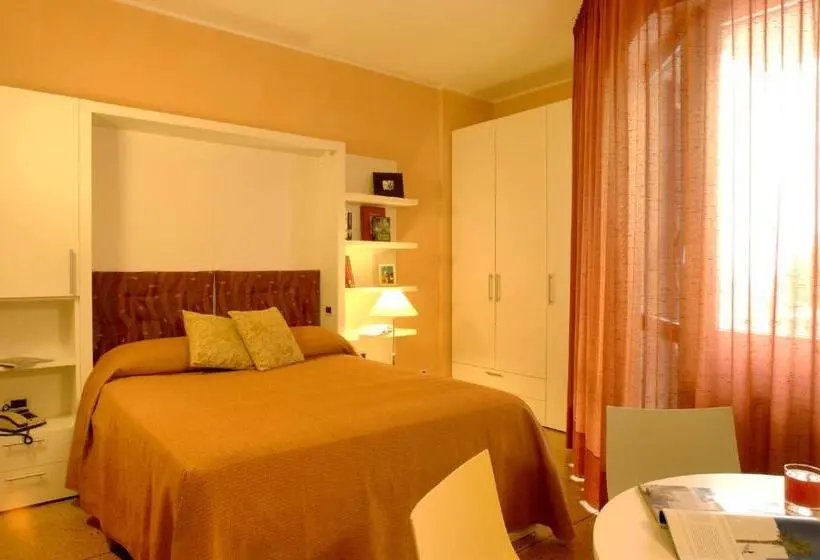 Standard-studio Allasnäkymä, Residence Oliveto