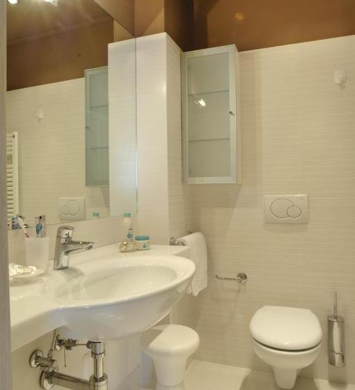 דירת חדר נוף לבריכה, Residence Oliveto