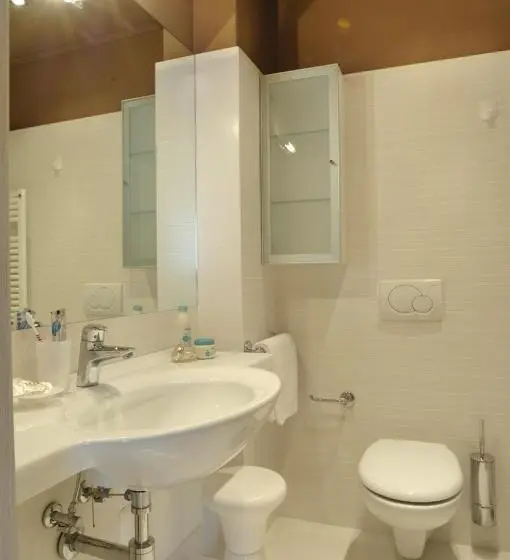 Huoneisto 1 Makuuhuone Allasnäkymä, Residence Oliveto