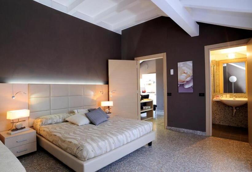 דירת פנטהאוז 1 חדרי שינה, Residence Oliveto