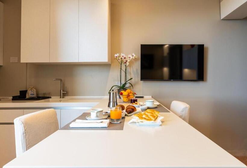 דירת חדר נוף לבריכה, Residence Oliveto