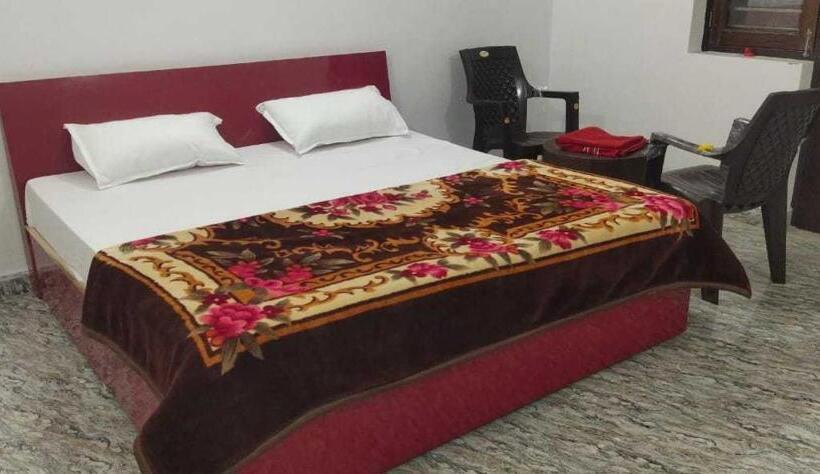 חדר קלאסי לשלושה, Oyo Hotel Highway Destiny