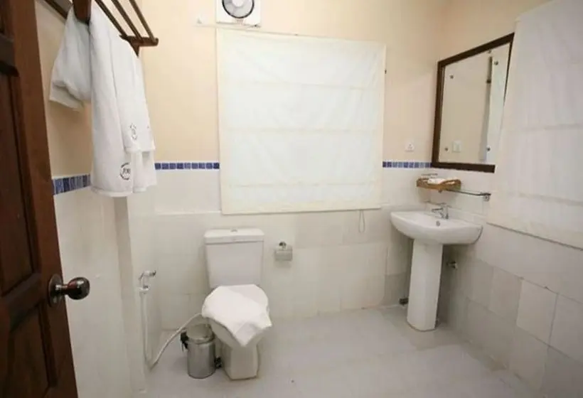 اتاق استاندارد, June Business Bed Breakfast