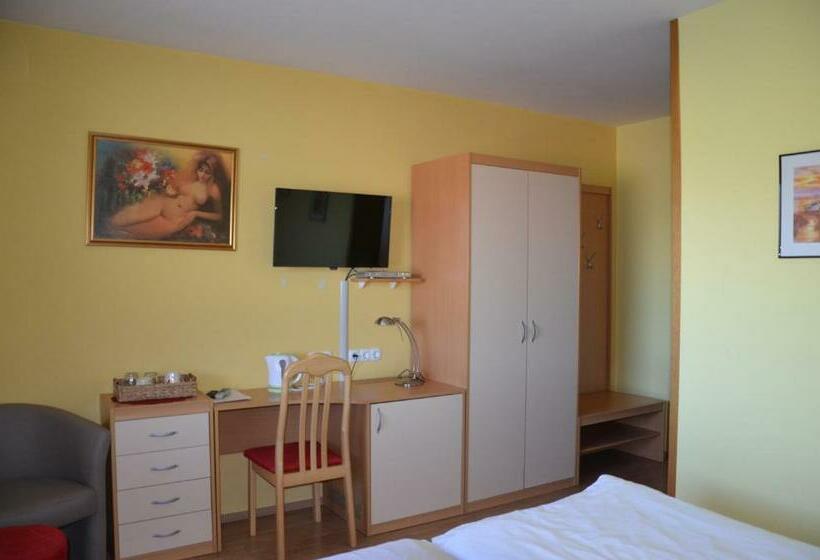 اتاق استاندارد با چشم‌انداز, Bed And Breakfast Valjavec