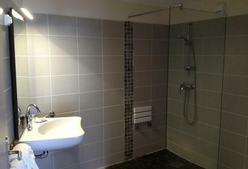 اتاق استاندارد سه نفره, Alize Plage