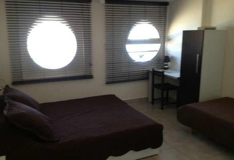 اتاق استاندارد سه نفره, Alize Plage