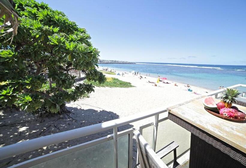 اتاق استاندارد با بالکن و چشم‌انداز دریا, Alize Plage