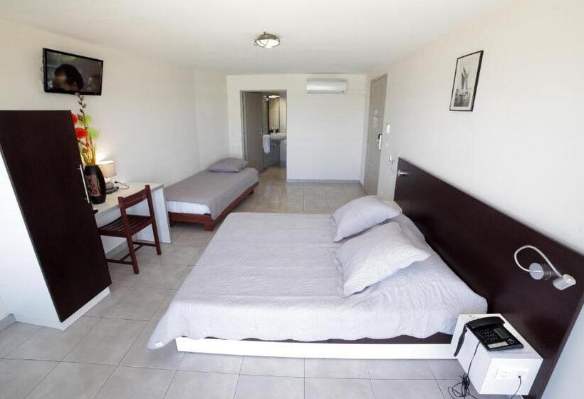 Triple Room Sea View, Alize Plage